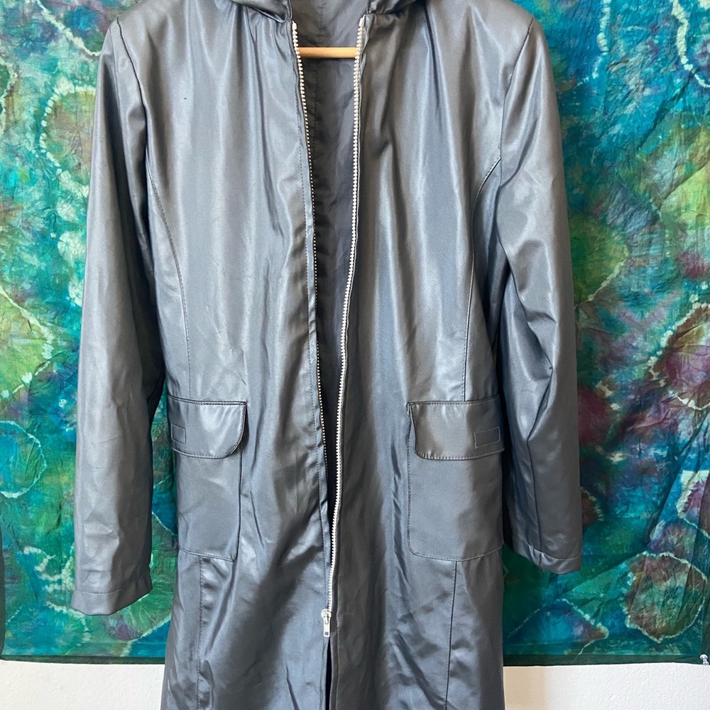 Vintage 90’s hooded rain jacket